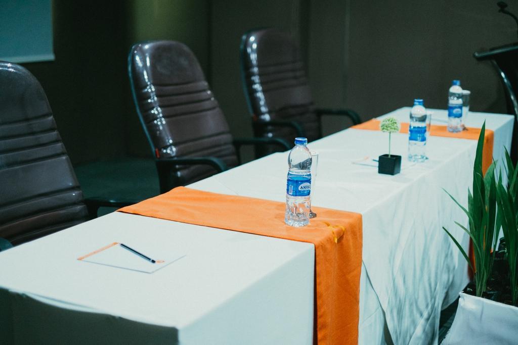Alpha Hotel Pekanbaru Eksteriør billede