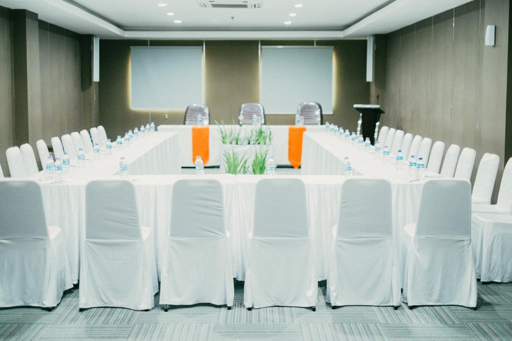 Alpha Hotel Pekanbaru Eksteriør billede