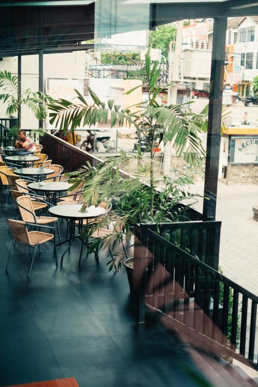 Alpha Hotel Pekanbaru Eksteriør billede